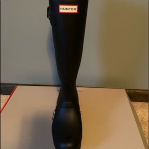 NIB Tall Hunter Rain Boots